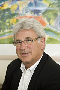 Mr Michael Laney